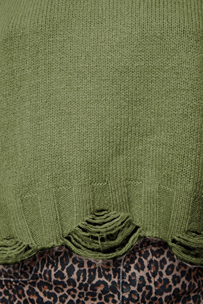 Trendyol Collection Khakifarbener, supergroßer Strickpullover – weicher Textur, Crop-Cut TWOAW24KZ00319