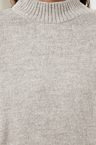 Trendyol Collection Stone Wide Fit Soft Strukturierte Strickpullover TWOAW25KZ00168
