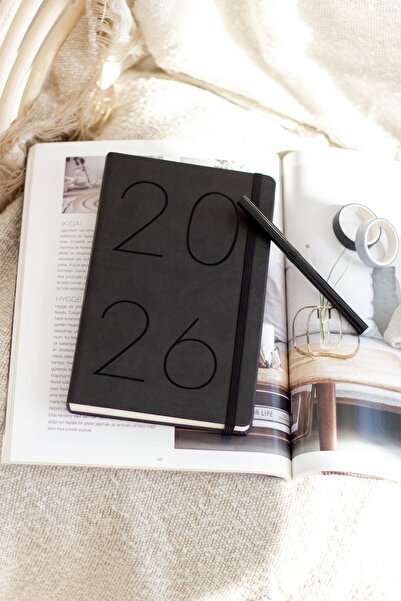 Matt Notebook 2026 Година 13x21 см Дневен дневен ред Черен