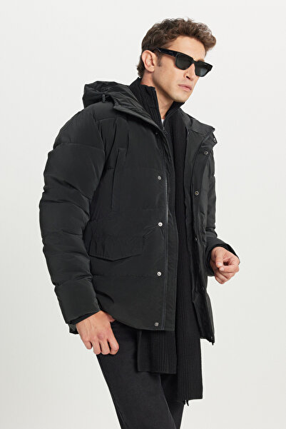 AC&Co / Altınyıldız Classics Men's Black Padded Standard Fit Regular Cut Stand Collar Hooded Jacket with Pocket
