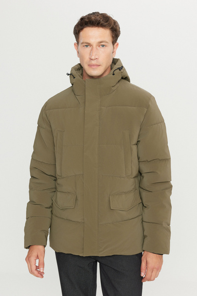AC&Co / Altınyıldız Classics Men's Khaki Padded Standard Fit Regular Cut Stand Collar Hooded Jacket with Pocket