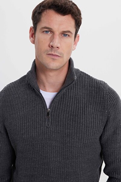 Tudors Ανδρικό πλεκτό πουλόβερ με λεπτή εφαρμογή με φερμουάρ σε γκρι γιακά