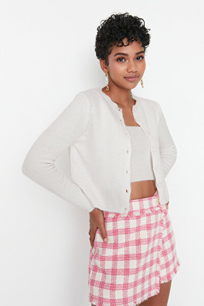 Trendyol Collection Ekru Crop Yumuşak Dokulu 2-teiliges Blusen-Häkel-Set TWOAW21HI0107