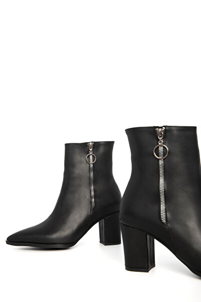 SOHO Black Women's Boots & Booties 21213