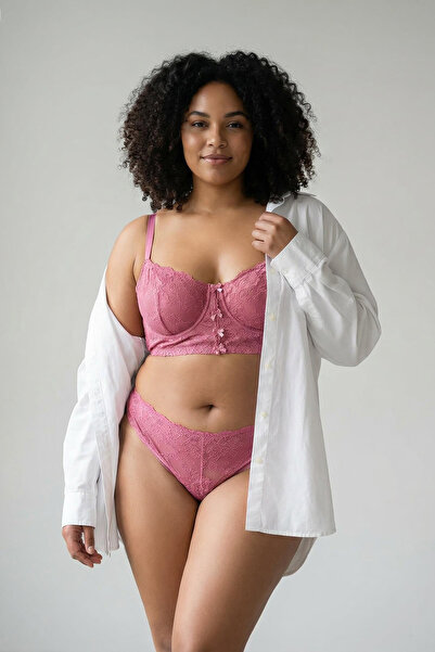 Trendyol Curve Lila Bügel-BH mit Spitze und elastischem Unterteil, große Unterwäsche-Sets TBBAW26DG00001