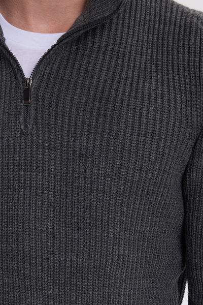 Tudors Ανδρικό πλεκτό πουλόβερ με λεπτή εφαρμογή με φερμουάρ σε γκρι γιακά