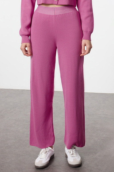 Trendyol Collection Pink Crop kötöttáru alsó-felső szett TWOAW25AU00026