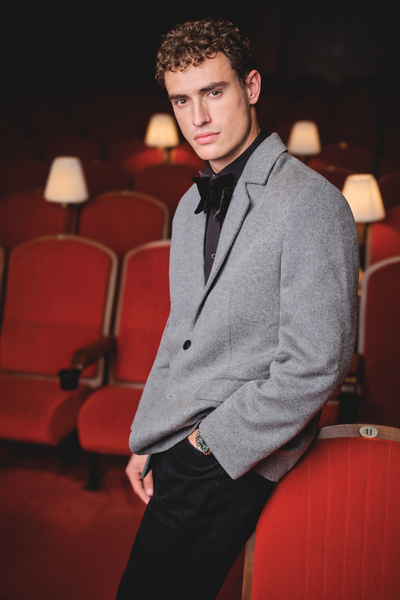 Trendyol Collection Trendyol Studio Collection világosszürke, túlméretezett gyapjúkeverék, kasmír férfi vastag kabát TMNAW26KB00001