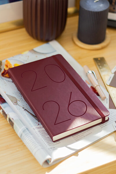 Matt Notebook 2026 Έτος 13x21 cm Ημερήσια Ατζέντα Μπορντό