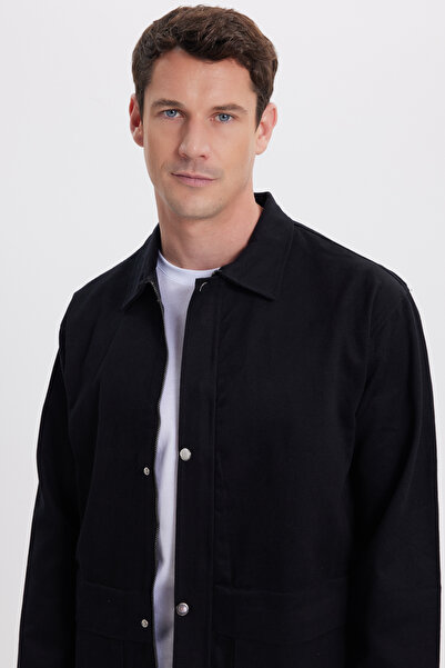 Tudors Men's relaxed fit comfortable cut 100% cotton double pocket zip-up black jacket shirt