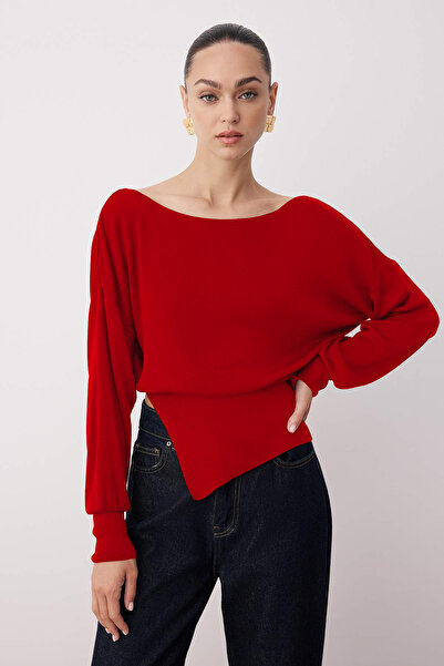 Trendyol Collection Roter, mercerierter Strickpullover mit Bootsausschnitt und Schlitzdetail TWOAW26KZ00086