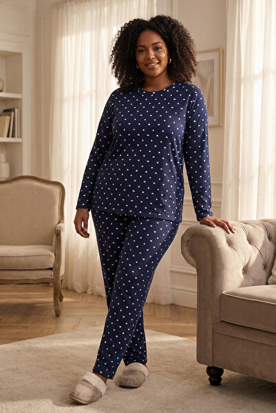 Trendyol Curve Navy Blue Heart and Polka Dot Pattern Knitted Pajamas Set Tbbaw25Ai00065