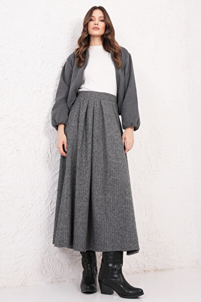 Trend Alaçatı Stili Schwarzer Rock mit Fischgrätenmuster und Falten für Damen...