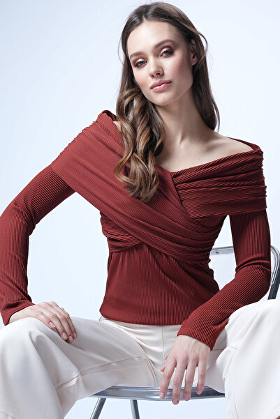 Trend Alaçatı Stili Women's Tile Madonna Collar Cross Detailed Knitted Blouse Alc-X14729