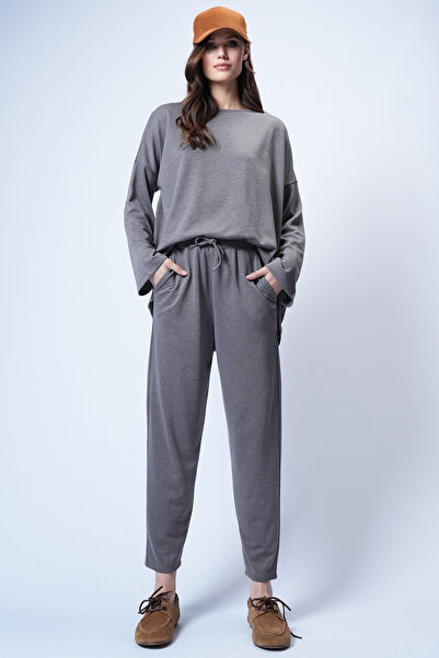 Trend Alaçatı Stili Women's Mink Crew Neck Asymmetrical Cut Oversized Sweatshirt and Pants Set Alc-X13270