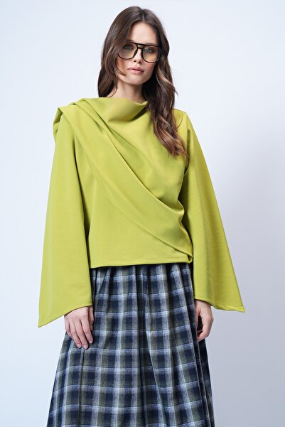 Trend Alaçatı Stili Pistaziengrüne Damenbluse mit Rundhalsausschnitt und selb...