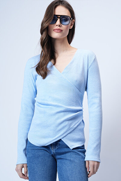 Trend Alaçatı Stili Women's Blue Double-Breasted Cut Drape Detail Blouse Alc-...