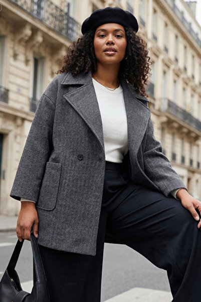 Trendyol Curve معطف أنثراسايت مقاس قصة فضفاضة كبير الحجم TWOAW26DD00017