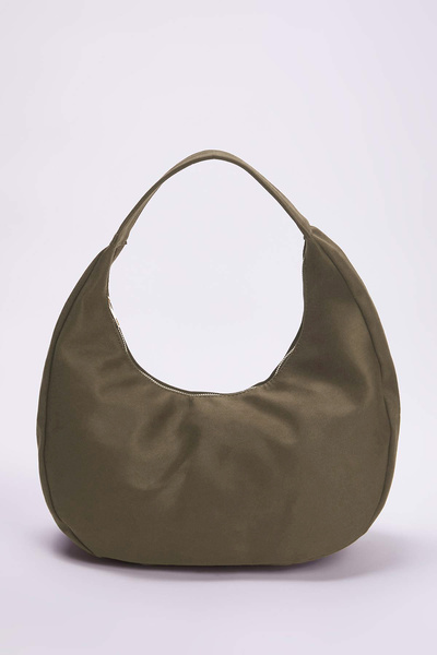 TRENDYOL SHOES Khakifarbene Wildleder-Halbmond-Damen-Oval-Schultertasche TAKSS25OC00031