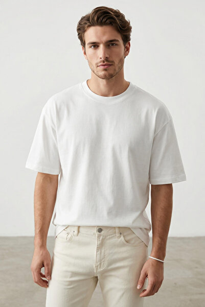 Trendyol Collection Ecru Oversize/Wide Cut Back Lion Printed 100% Cotton T-Sh...