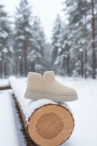 SOHO Hautfarbene Wildleder-Damenstiefel und -Stiefeletten 21066