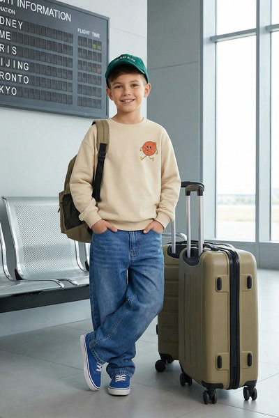 TRENDYOLKIDS Hanorac tricotat cu decolteu rotund pentru băiat, sezonier, subț...