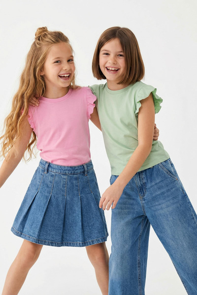 TRENDYOLKIDS Rosa-Mintfarbenes einfarbiges Strick-T-Shirt TKDSS25TS00011