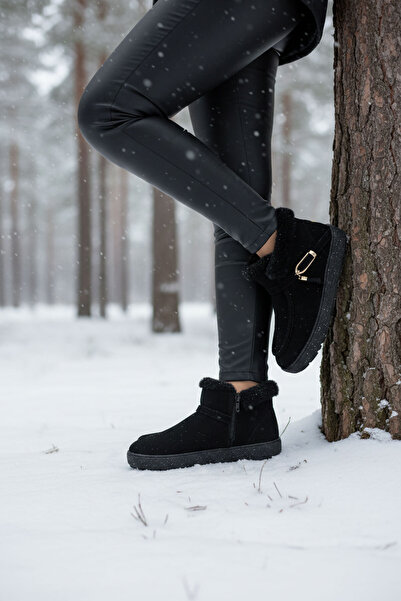 SOHO Damenstiefel und Stiefeletten aus schwarzem Wildleder 21133