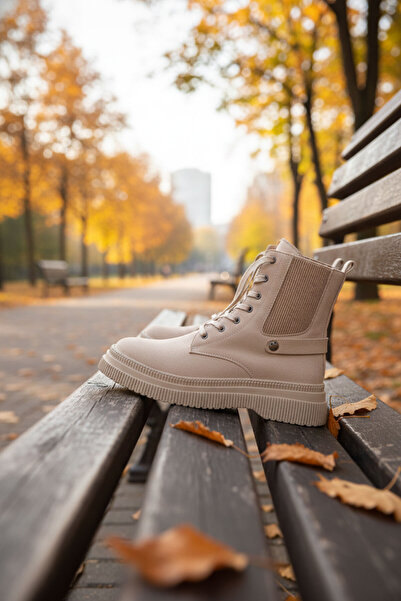 SOHO Skin Suede Women's Boots & Booties 21178