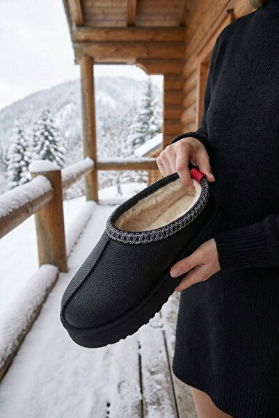 SOHO Dámské černé kozačky – model Bootie z roku 19762