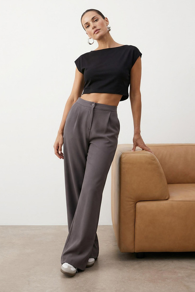 ترينديول كوليكشن بنطال منسوج أنثراسايت بأرجل واسعة - TWOAW22PL0139