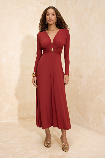 ترينديول كوليكشن فستان محبوك برقبة على شكل حرف V مكون من حشوة كتف قطع مع تفاص...