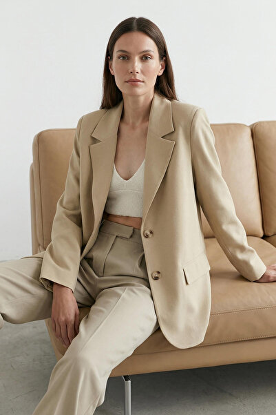 Trendyol Collection Limited Edition Nerzfarbene, gewebte Blazerjacke mit regu...