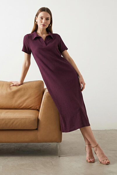 Trendyol Collection Pflaumenfarbenes Midi-Strickkleid mit Polokragen – kurze ...