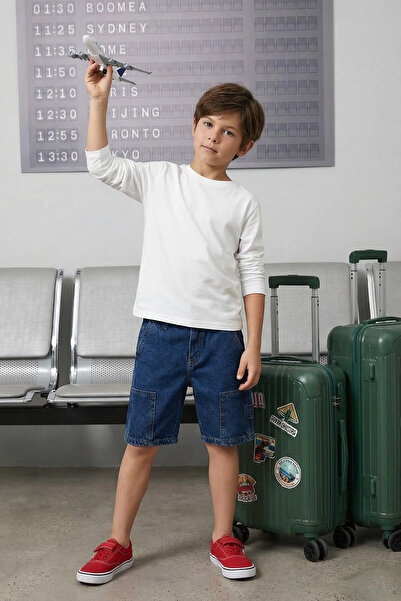 TRENDYOLKIDS Dunkelblaue Basic-Jeansshorts und Bermudas aus 100 % Baumwolle f...