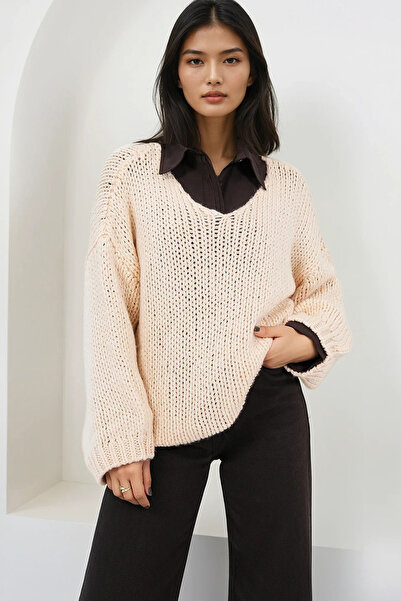 Trend Alaçatı Stili Women's Vanilla V-Neck Thick Thessaloniki Braided Soft Te...