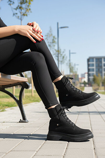 SOHO Fekete velúr női csizmák és csizmák 21178