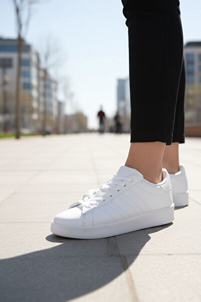 SOHO White Women's Sneaker 21201