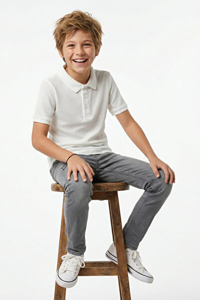 TRENDYOLKIDS White Boy's Basic Regular/Normal Fit Polo Neck Short Sleeve Knit...