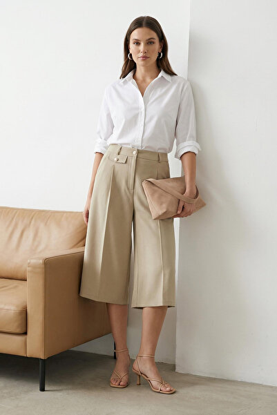 Trendyol Collection Limitovaná edice norkových šortek s rovným střihem a plis...