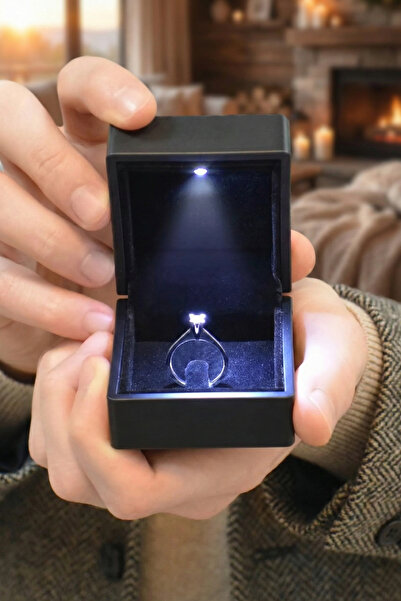 Fiyonk Kuyumculuk Hediye İçin Özel Tasarım Işıklı Yüzük Kutusu (Sadece Kutu)