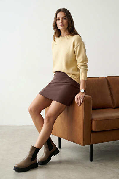 Trendyol Collection Tmavě hnědá minisukně A-Line s vysokým pasem - TWOSS22ET0136