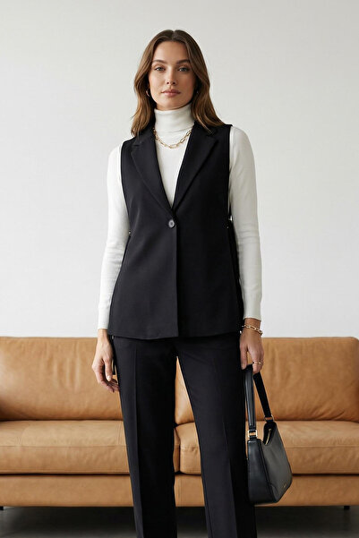 Trendyol Collection Черен оувърсайз плетен елек с едно копче и странична връз...