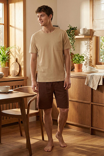 Trendyol Collection Beige-braunes Pyjama-Set aus Baumwolle mit normaler Passform und Shorts – TMNSS25PT00033