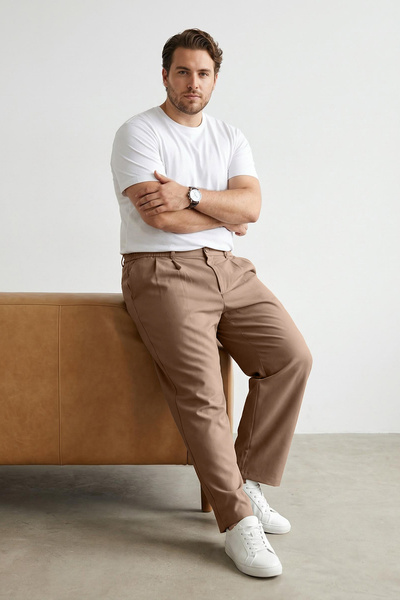 ترينديول كوليكشن بنطال قماش واسع فضفاض باللون البيج مقاس كبير TMNAW25AR00000