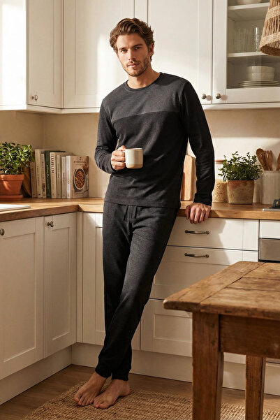 Trendyol Collection Anthrazit Melange Regular Fit Farbblock gestricktes Pyjama-Set TMNAW26PT00001