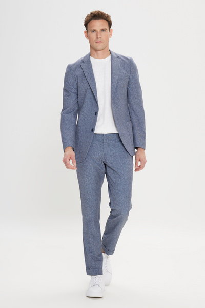 ALTINYILDIZ CLASSICS بدلة منقوشة للرجال باللون الأزرق الداكن بقصة ضيقة وياقة ...