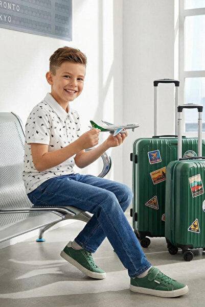 TRENDYOLKIDS Ecru Cotton Printed Polo Neck Short Sleeve Boys Knitted T-Shirt ...