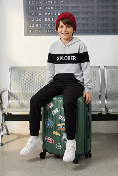 TRENDYOLKIDS Chlapecký bavlněný klokanový oblek s potiskem šedé melanže - Tkd...