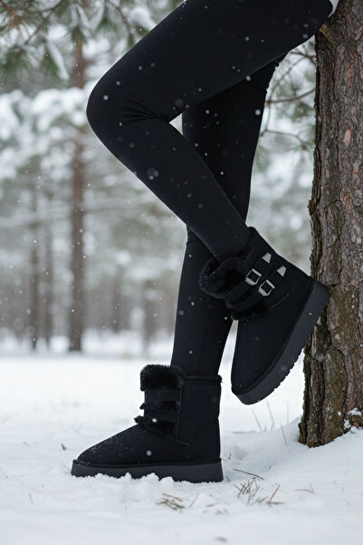 SOHO Damenstiefel und Stiefeletten aus schwarzem Wildleder 21038